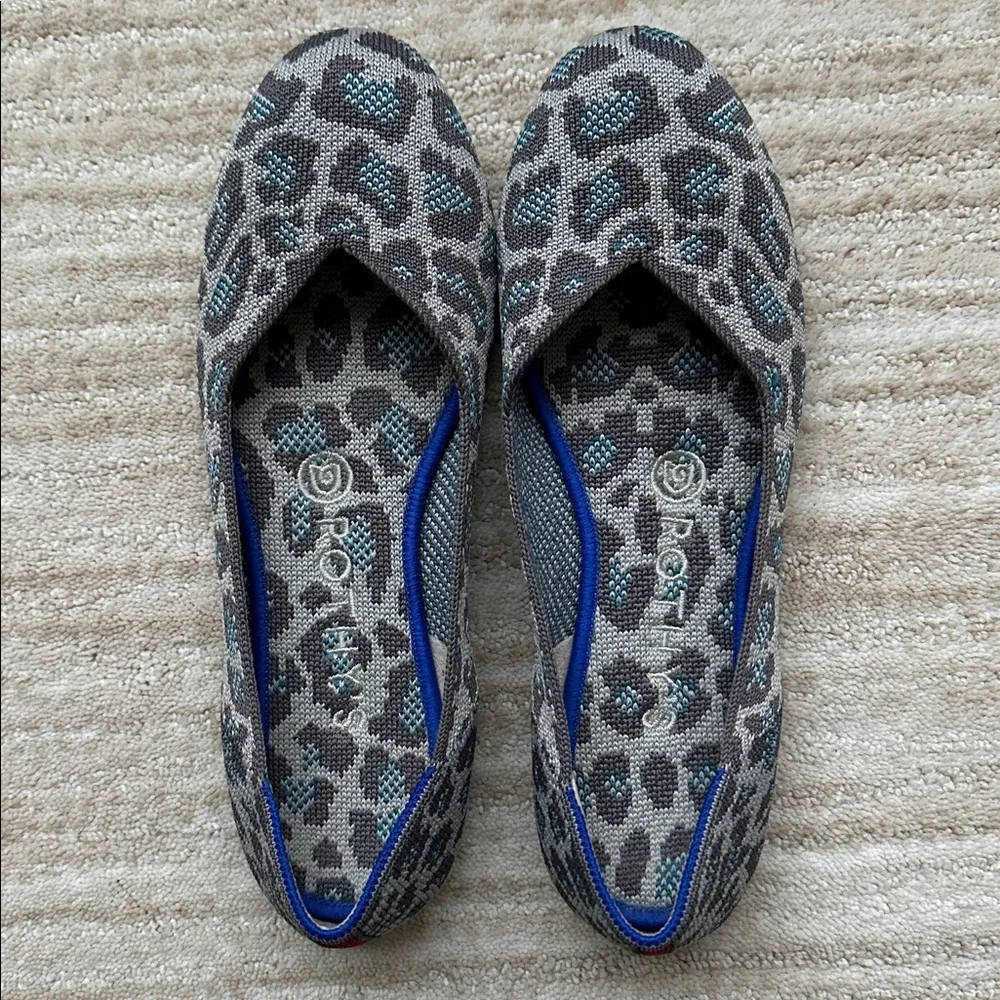 EUC Rothy’s Gray Spotted Leopard Cheetah Round Toe Flats Limited Edition Size 7